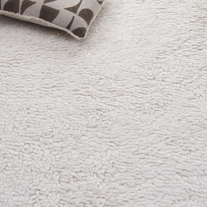 Safavieh Casablanca Hand‑Loomed Ivory Area Rug — Wool‑Cotton Shag Texture, Soft Durable Foundation For Rooms 8'-0" x 10'-0" CSB875A-8