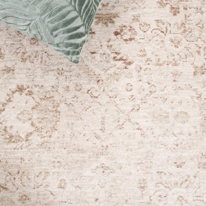 Safavieh Crescent Exquisite Traditional Area Rug From Turkey - Soft Polyester For Elegant Living Spaces Ivory ,Beige Polyester Cse430a-8