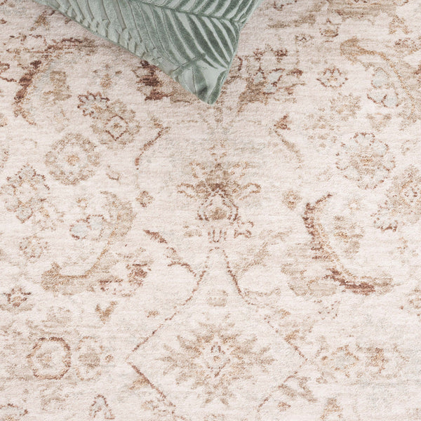 Safavieh Crescent Area Rug - Luxurious Turkish Craftsmanship With Comfort, Style & Oeko-tex Certification Ivory ,Beige Polyester Cse432a-8