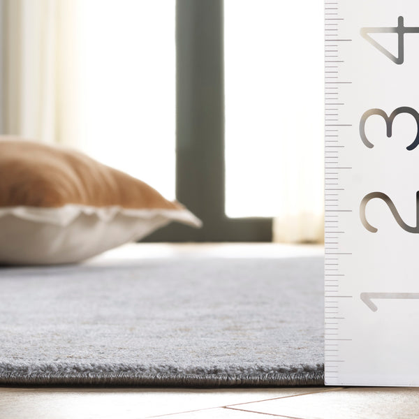 Safavieh Crescent Traditional Area Rug - Luxurious Power Loomed Design For Timeless Elegance In Any Room Grey ,Blue Polyester Cse478f-10