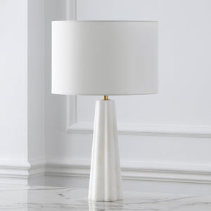 Safavieh Ophelie Alabaster Table Lamp - Elegant Iron Design With Unique Alabaster Base For Inviting Ambiance White Alabaster ,Iron ,Shade Ctl1083a