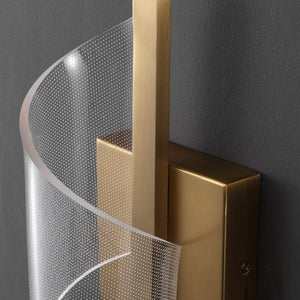 Safavieh Leighton Acrylic Wall Sconce With Clear Acrylic Diffuser And Gold Accents For Warm Ambient Glow CTL1111A