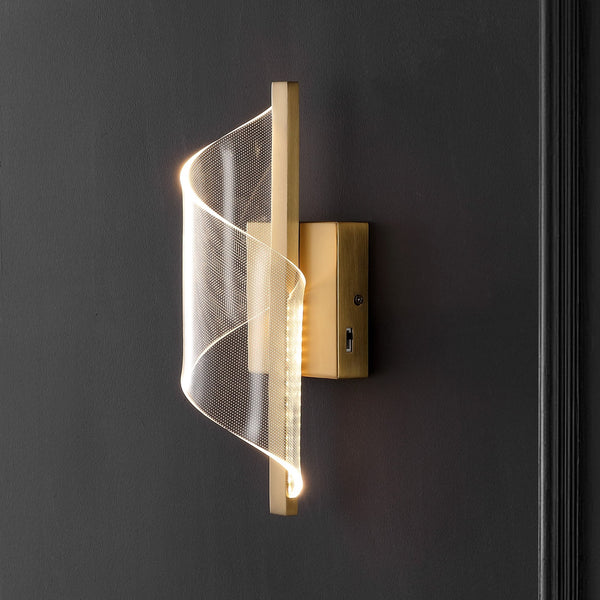 Safavieh Leighton Acrylic Wall Sconce With Clear Acrylic Diffuser And Gold Accents For Warm Ambient Glow CTL1111A