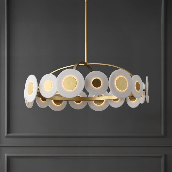Safavieh Keith Metal Chandelier In Gold & White — Sculptural Polyresin Accents, Iron Frame, Warm Ambient Glow CTL1116A