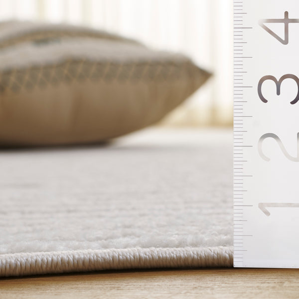 Safavieh Contour Elegant Power Loomed Area Rug For Modern Home Decor - Stylish & Versatile Design Piece Ivory Polypropylene Ctr106a-8