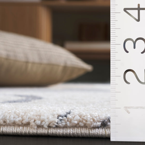 Safavieh Contour Elegant Area Rug - Modern Turkish Design For Stylish Living Spaces With Soft Durability Grey ,Ivory 70% Polypropylene  %30 Polyester Ctr307f-8