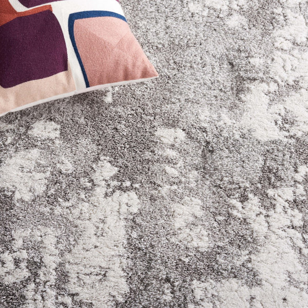 Safavieh Century 326 Power Loomed Contemporary Rug Grey / Ivory 5'-3" x 7'-7"