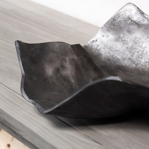 Vaughn Charger CVTZRN004M Crestview Collection