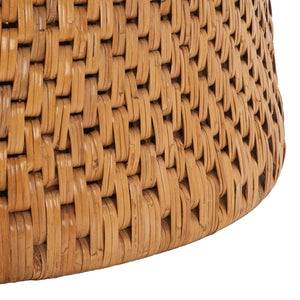 Safavieh LIANNE Rattan Round Coffee Table – Handwoven Design with Tempered Glass Top for Coastal & Boho Style CWK2002A