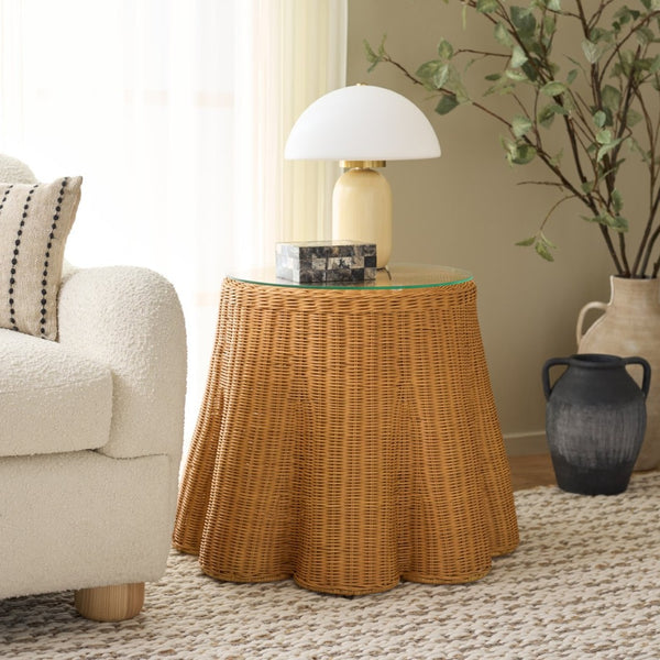 Safavieh HYLDA Round Rattan Accent Table - Stylish Natural Design for Living Room, Bedroom, or Patio Use CWK3011A