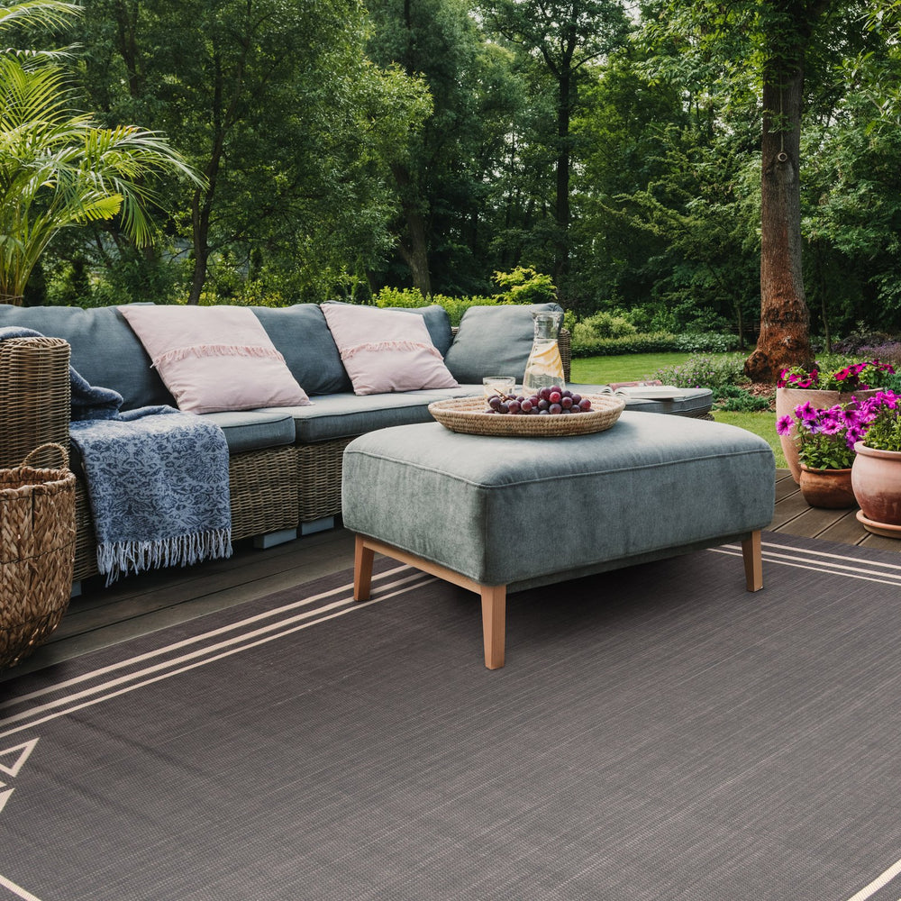 Safavieh Courtyard 8' X 11' Rectangle Area Rug In Anthracite & Light Beige - Stylish, Durable, Oeko-tex Certified! Anthracite ,Light Beige 88% Polypropylene,12% Polyester Cy6406-236-8