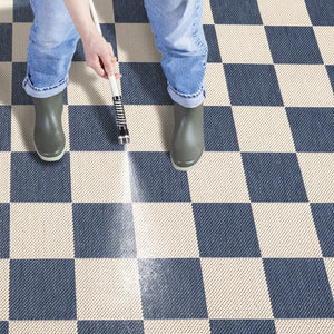 Safavieh Courtyard Chic Power Loomed Area Rug For Indoor And Outdoor Spaces, Durable Design In Red And Beige Navy ,Beige 88% Polypropylene,12% Polyester Cy6442-25821-2