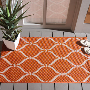 Safavieh Courtyard Power Loomed Area Rug: Timeless Elegance In Blue And Beige For Indoor Or Outdoor Spaces Black ,Beige 88% Polypropylene,12% Polyester Cy6654-256-8