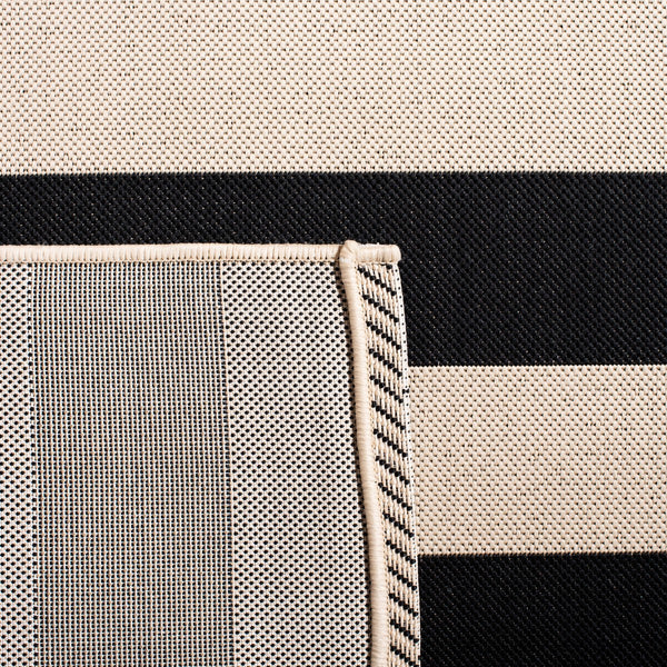 Safavieh Courtyard 6812 Power Loomed 88% Polypropylene, 12% Polyester Indoor / Outdoor Rug Beige / Black CY6812-25612-10