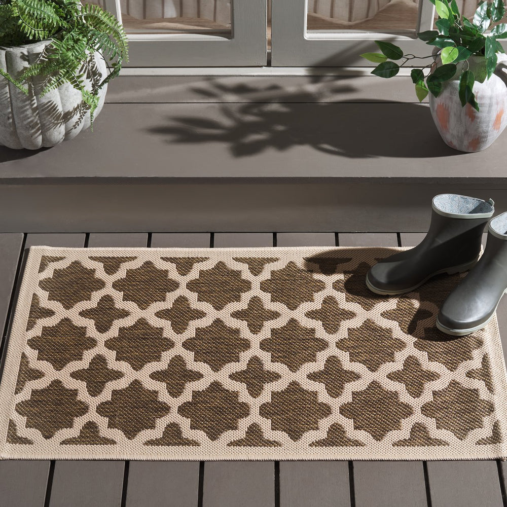 Safavieh Cy Exquisite Area Rug - Elegant Indoor/Outdoor Accent With Timeless Design And Durable Craftsmanship Blue ,Beige 88% Polypropylene,12% Polyester Cy6913-243-4r