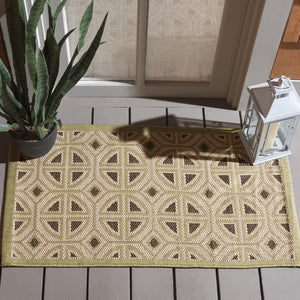 Safavieh Courtyard Beige/Sweet Pea Area Rug - Elegant Indoor/Outdoor Accent With Geometric Motifs, 2x3.5 Ft Beige ,Sweet Pea 88% Polypropylene,12% Polyester Cy7017-218-2