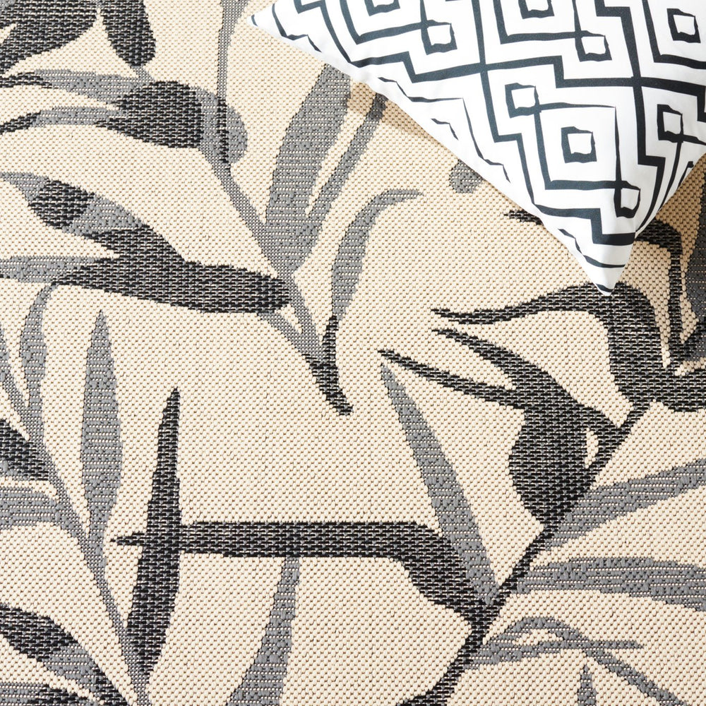 Safavieh Cy7425-25821 Elegant Area Rug - Luxurious Navy And Beige Design For Indoor And Outdoor Spaces Dark Green ,Beige 88% Polypropylene,12% Polyester Cy7425-32221-8