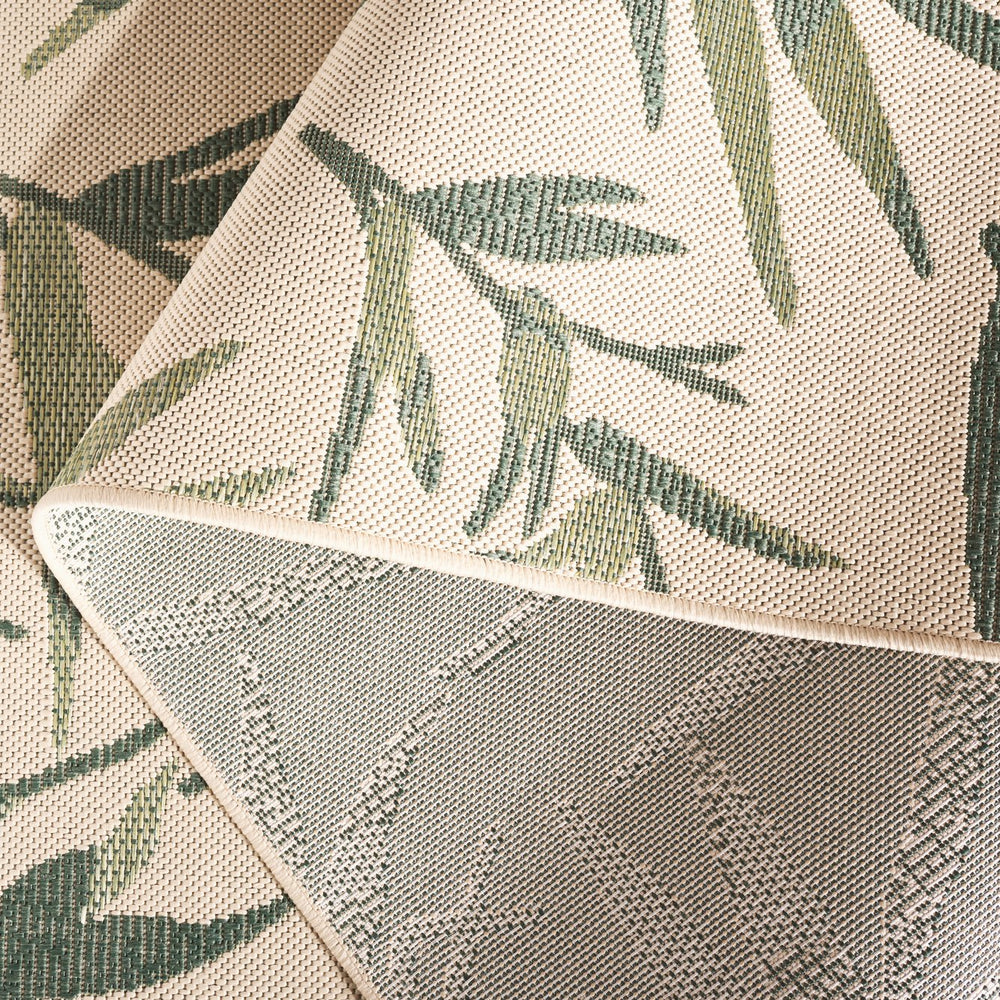 Safavieh Cy7425-25821 Elegant Area Rug - Luxurious Navy And Beige Design For Indoor And Outdoor Spaces Dark Green ,Beige 88% Polypropylene,12% Polyester Cy7425-32221-8