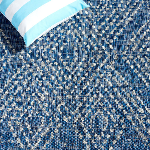 Safavieh Courtyard Indoor/Outdoor Area Rug - Timeless Geometric Patterns In Red And Beige For Any Space Navy ,Grey 88% Polypropylene,12% Polyester Cy8079-36821-6