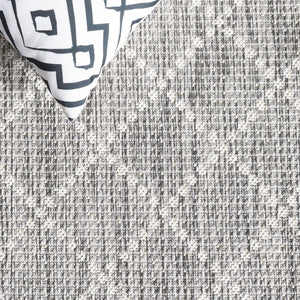 Safavieh Courtyard Elegant Area Rug With Geometric Diamond Pattern For Modern Indoor And Outdoor Spaces Light Grey ,Dark Grey 88% Polypropylene,12% Polyester Cy8121-59021-28