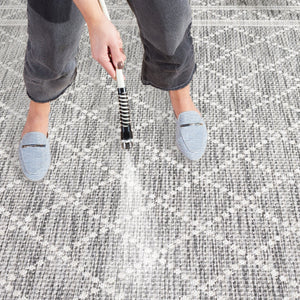 Safavieh Courtyard Elegant Area Rug With Geometric Diamond Pattern For Modern Indoor And Outdoor Spaces Light Grey ,Dark Grey 88% Polypropylene,12% Polyester Cy8121-59021-28