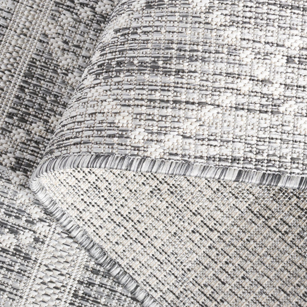 Safavieh Courtyard Elegant Area Rug With Geometric Diamond Pattern For Modern Indoor And Outdoor Spaces Light Grey ,Dark Grey 88% Polypropylene,12% Polyester Cy8121-59021-28