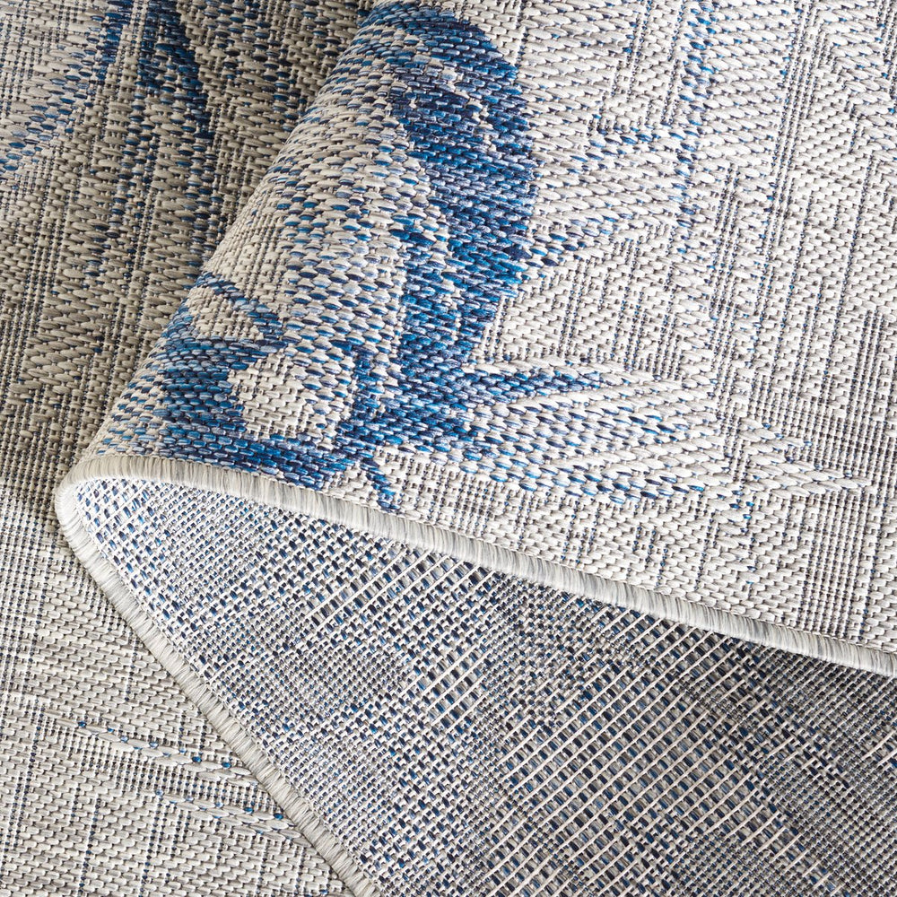 Safavieh Courtyard Floral Area Rug - Elegant Grey And Navy Design For Indoor/Outdoor Spaces, Oeko Tex Certified Grey ,Navy 88% Polypropylene,12% Polyester Cy8127-368-5