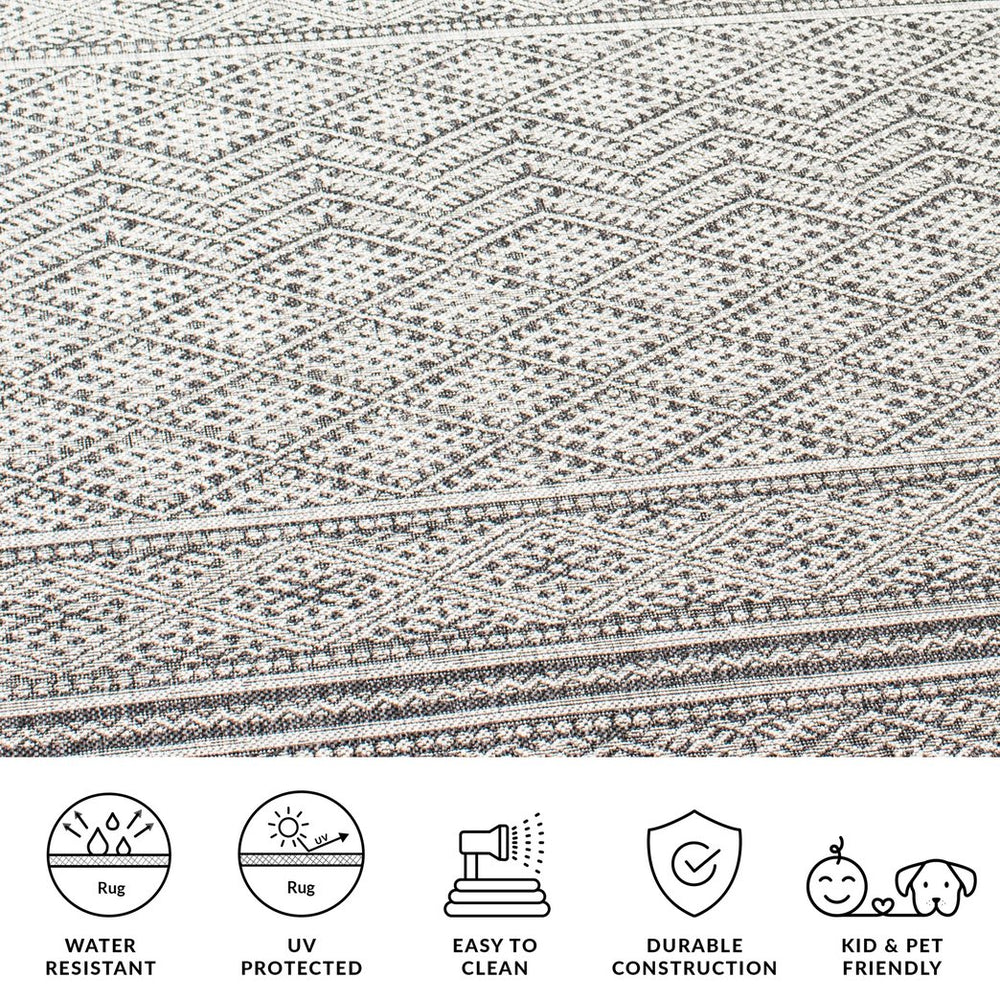 Safavieh Courtyard Power Loomed Indoor/Outdoor Rug – Modern Geometric Design For Stylish Decor Solutions Black ,Grey 85.4% Polypropylene,10.4% Polyester,4.2% Latex Cy8168-37621-27
