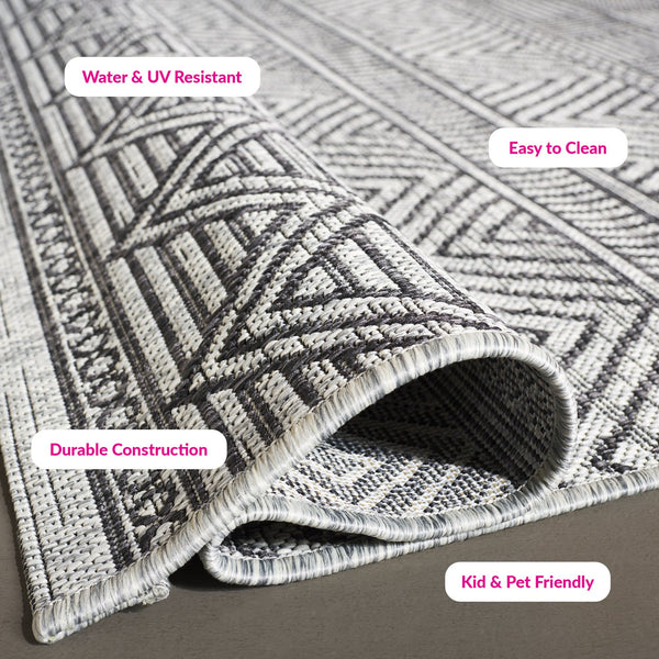 Safavieh Courtyard Indoor/Outdoor Area Rug - Elegant Geometric Design In Beige And Green For Any Space Beige ,Green 88% Polypropylene,12% Polyester Cy8196-55712-28