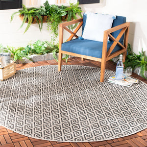 Safavieh Courtyard Stylish Geometric Area Rug For Indoor And Outdoor Spaces - Elegant Comfort And Durability Beige ,Black 88% Polypropylene,12% Polyester Cy8218-36612-5