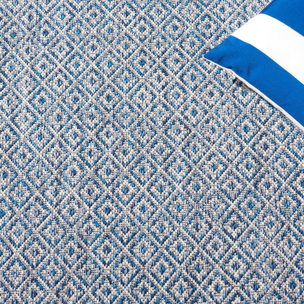 Safavieh Courtyard Exquisite Grey And Blue Area Rug – Stylish, Durable, Oeko-tex Certified For Indoor & Outdoor Use Aqua ,Navy 88% Polypropylene,12% Polyester Cy8235-39412-4