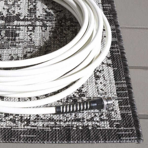 Safavieh Courtyard Exquisite Medium Area Rug - Timeless Design, Durable Craftsmanship For Indoor/Outdoor Use Grey ,Black 88% Polypropylene,12% Polyester Cy8245-37621-5