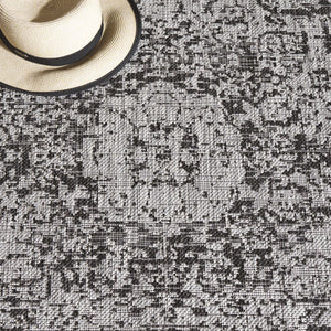 Safavieh Courtyard Exquisite Medium Area Rug - Timeless Design, Durable Craftsmanship For Indoor/Outdoor Use Grey ,Black 88% Polypropylene,12% Polyester Cy8245-37621-5