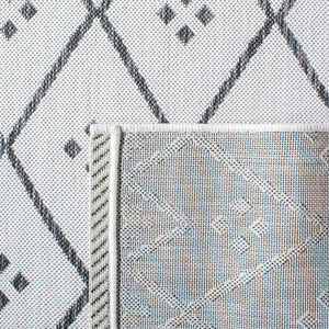 Safavieh Courtyard Elegant Geometric Pattern Area Rug For Modern Homes - Versatile Indoor/Outdoor Decor Ivory ,Black 88% Polypropylene,12% Polyester Cy8303-536-7r