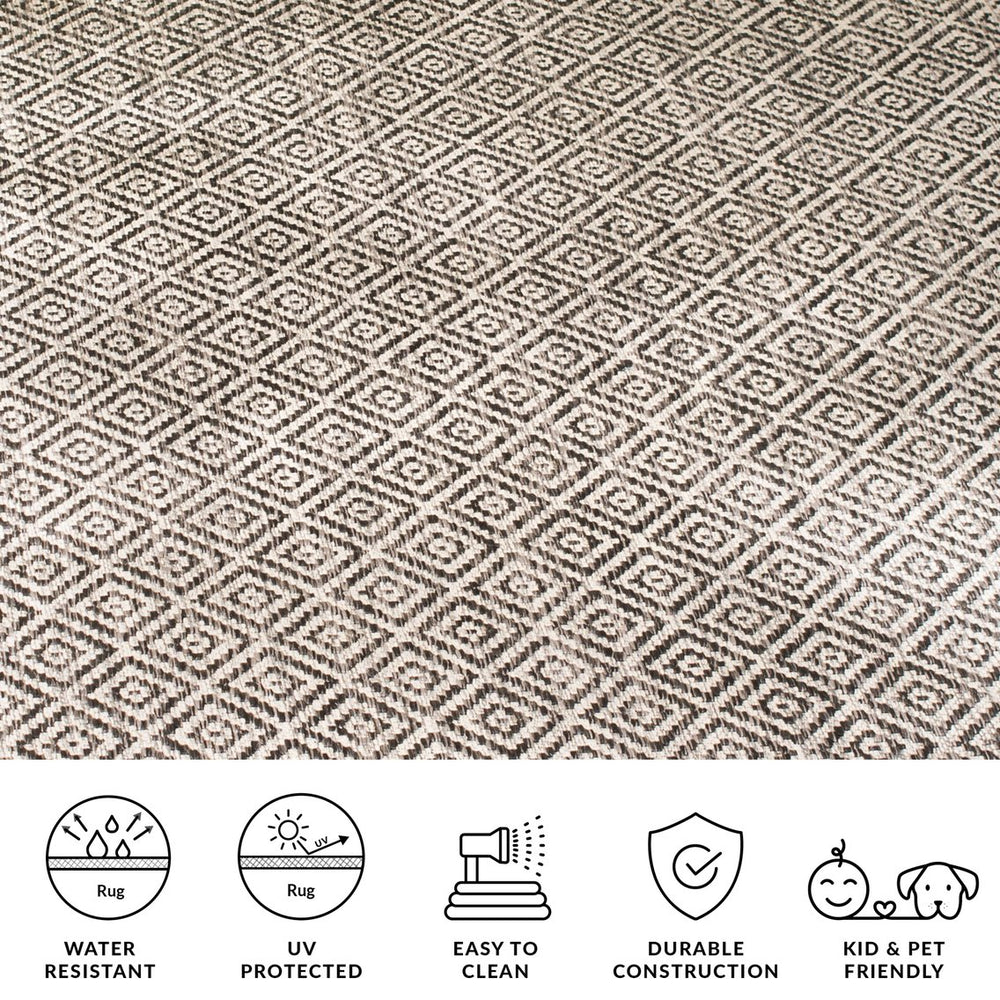 Safavieh Courtyard Timeless Elegance Power-loomed Area Rug With Geometric Design For Indoor & Outdoor Spaces Grey ,Black 88% Polypropylene,12% Polyester Cy8364-37612-7sq