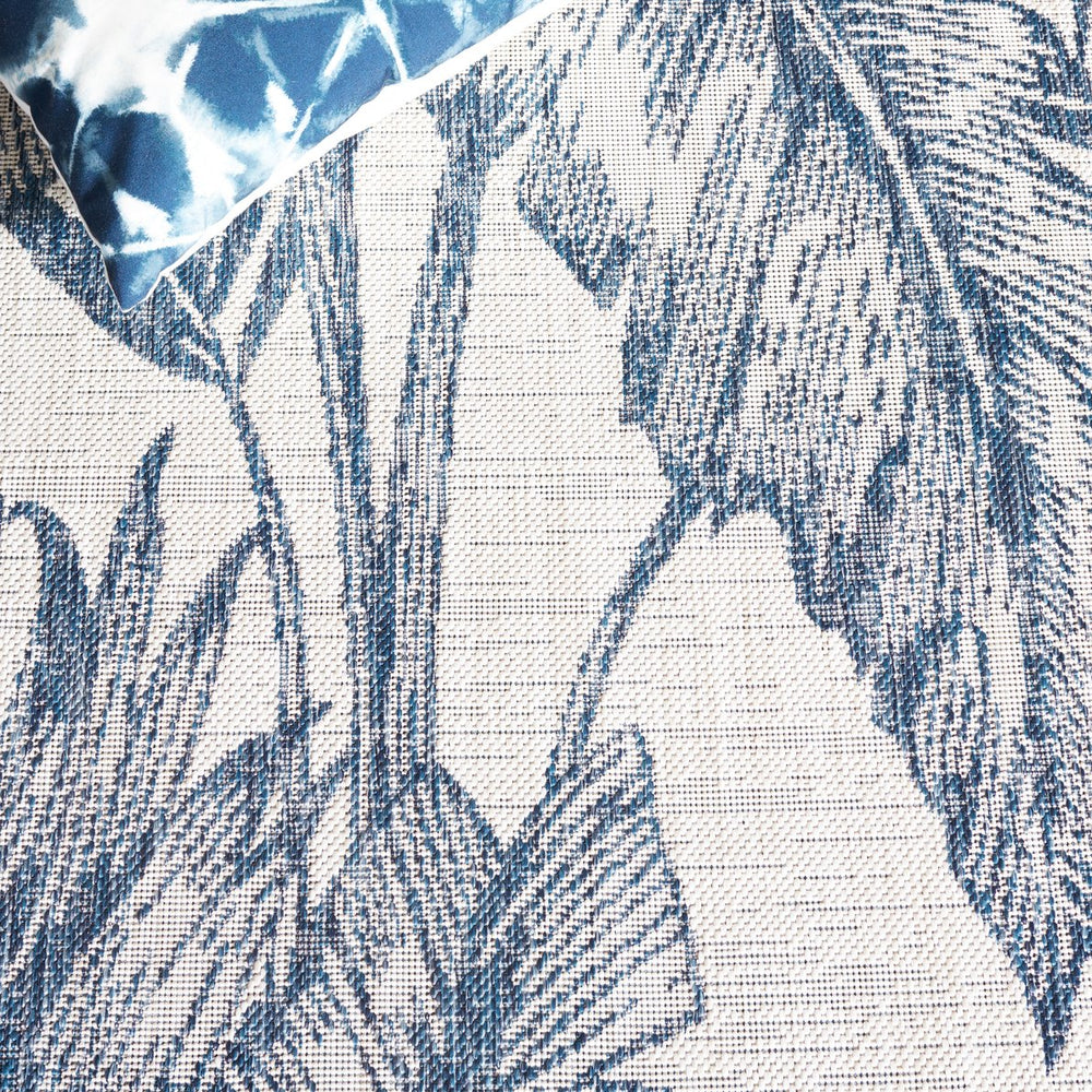 Safavieh Courtyard Exquisite Botanical Area Rug – Indoor/Outdoor Versatile Elegance For Any Space Ivory ,Navy 88% Polypropylene,12% Polyester Cy8373-534-4