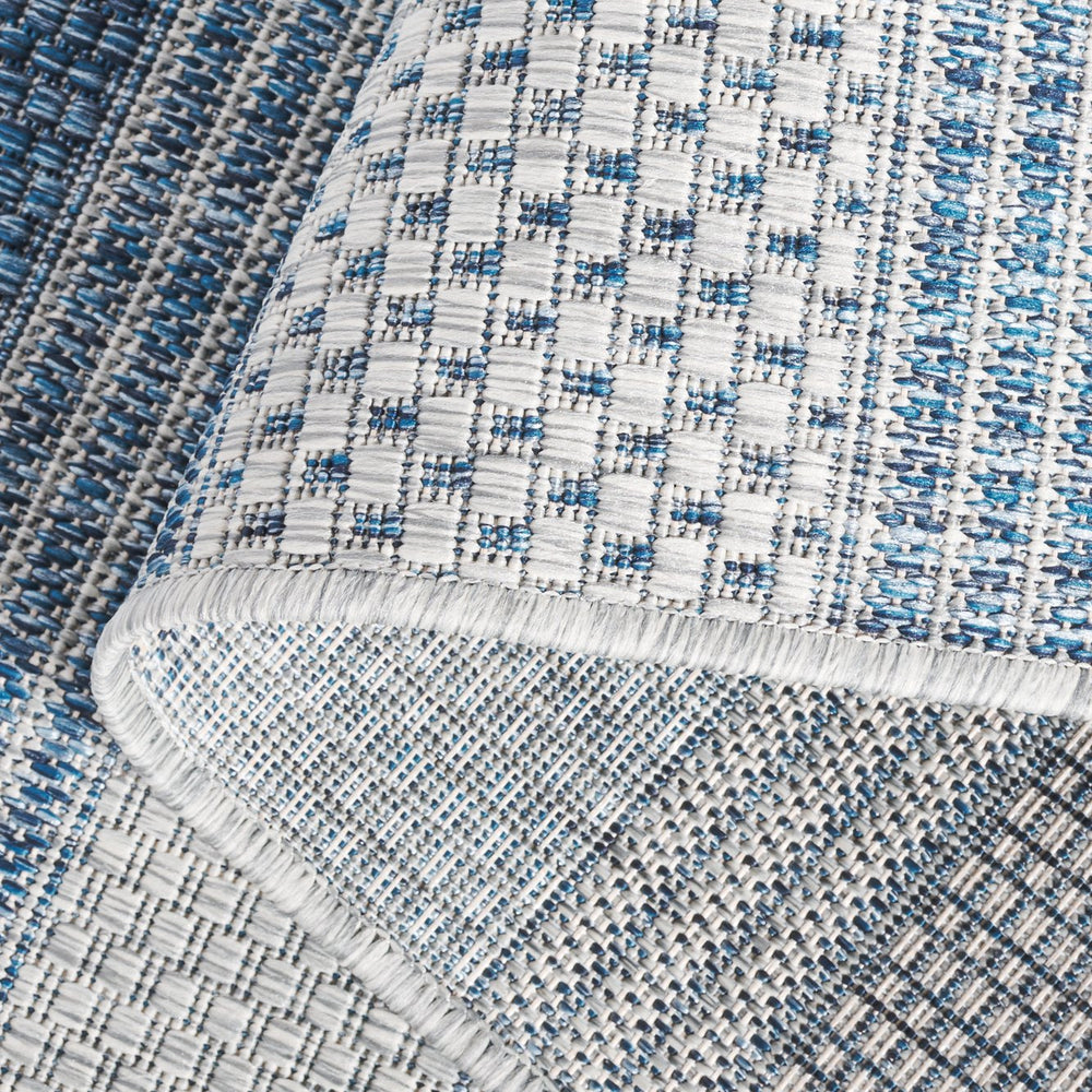 Safavieh Courtyard Sophisticated Grey And Navy Area Rug - Stylish, Durable Design For Indoor & Outdoor Spaces Grey ,Navy 88% Polypropylene,12% Polyester Cy8464-36812-4r