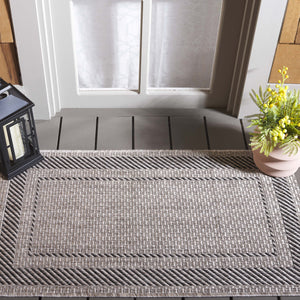 Safavieh Courtyard Round Area Rug — Calming Green & Neutral Tones, Low-Profile Power-Loomed Durability For Homes 4'-0" x 4'-0" BEIGE / BLACK CY8477-36612-4R