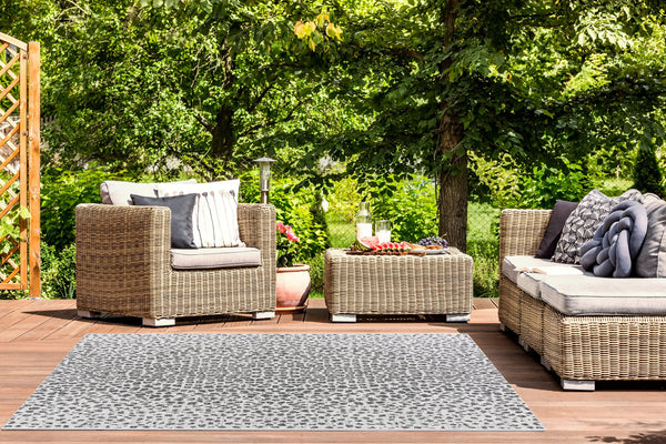 Safavieh Courtyard Elegant Navy And Grey Area Rug – Timeless Design For Modern Homes And Outdoor Spaces Ivory ,Sage Green 88% Polypropylene,12% Polyester Cy8505-52712-7r
