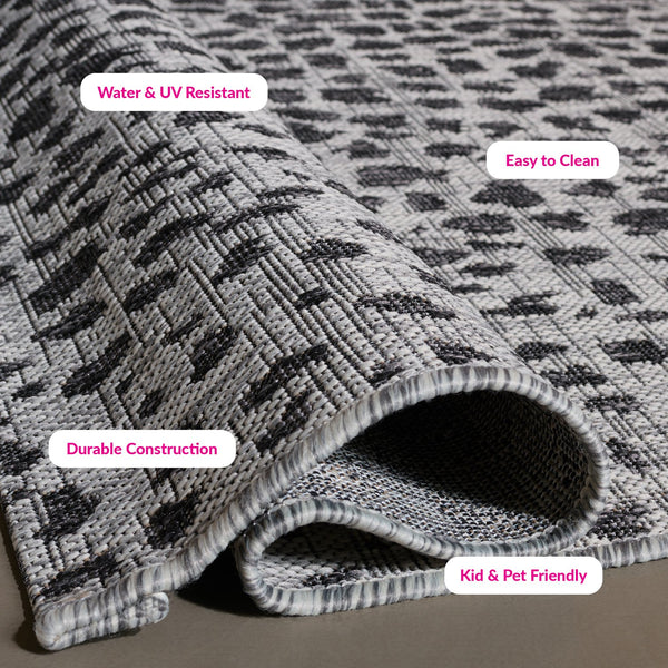 Safavieh Courtyard Elegant Coastal Area Rug - Sophisticated Ivory And Navy Design For Modern Home Decor Ivory ,Navy 88% Polypropylene,12% Polyester Cy8505-53412-6rr