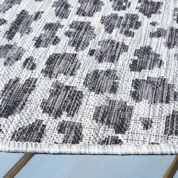 Safavieh Courtyard Ivory And Black Low-Profile Area Rug — Modern Minimalist Accent, Durable Power-Loomed Turkish Design 2'-7" x 5'-0" CY8505-53712-3