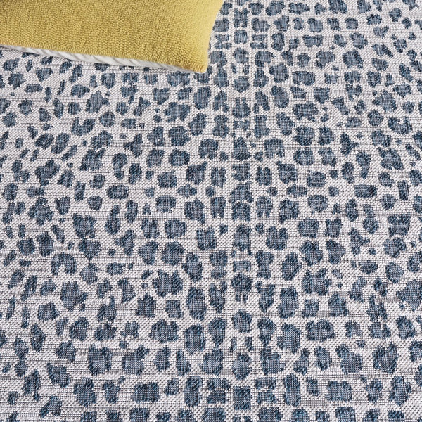 Safavieh Courtyard Area Rug - Elegant Coastal Design In Ivory And Navy Perfect For Modern Home Decor Spaces Ivory ,Navy 88% Polypropylene,12% Polyester Cy8505-53412-5sc