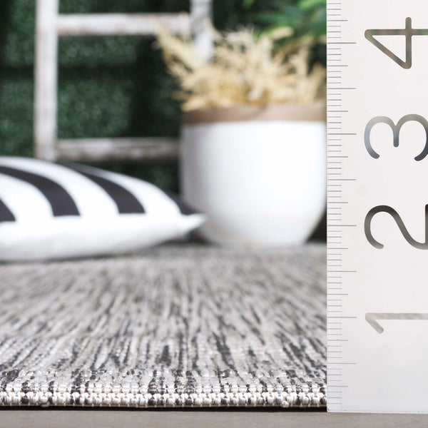 Safavieh Courtyard Exquisite Indoor/Outdoor Area Rug - Durable, Luxurious Texture, Oeko-tex Certified Design Ivory ,Beige Grey 88% Polypropylene,12% Polyester Cy8518-59122-28