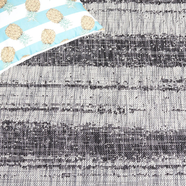 Safavieh Courtyard Contemporary Indoor/Outdoor Area Rug - Soft, Durable, And Stylish For Any Space Grey ,Teal 88% Polypropylene,12% Polyester Cy8526-37212-5