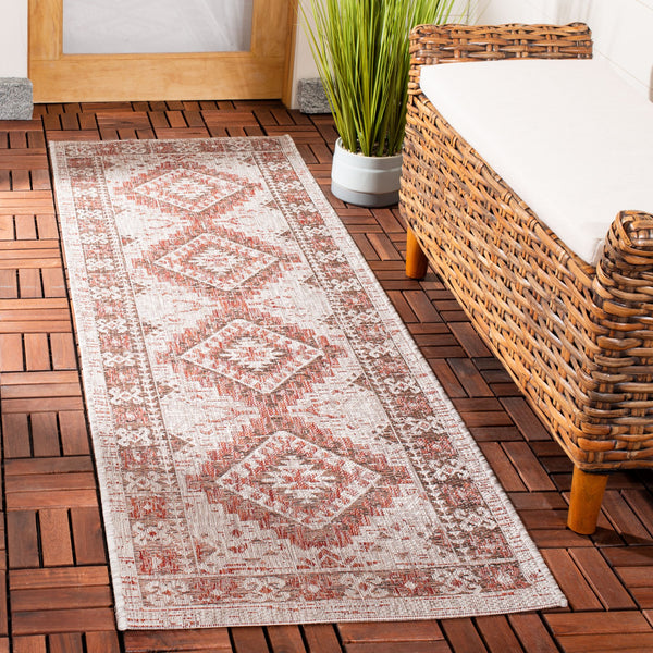 Safavieh Courtyard Elegant Indoor/Outdoor Area Rug - Timeless Design, Durable & Easy To Clean For Any Home Light Grey ,Light Beige 85.4% Polypropylene,10.4% Polyester,4.2% Latex Cy8546-37613-6