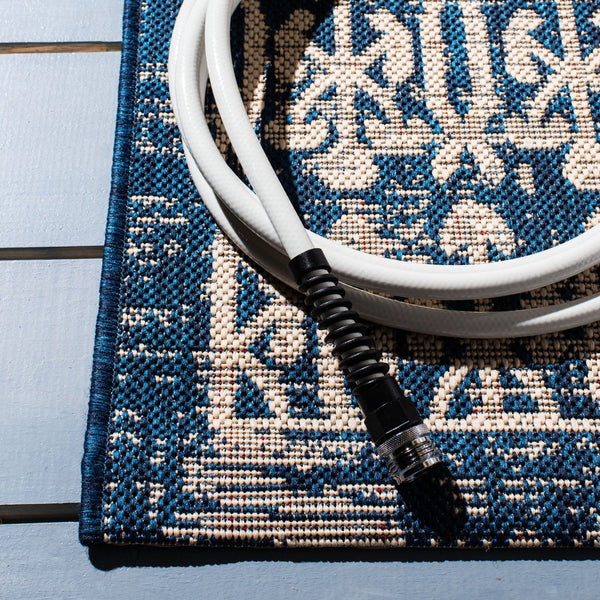 Safavieh Courtyard Elegant Indoor/Outdoor Area Rug With Timeless Design And Durable Craftsmanship For Your Home Beige ,Mocha 88% Polypropylene,12% Polyester Cy8578-07912-5