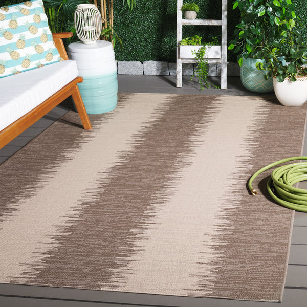 Safavieh Courtyard Elegant Area Rug With Contemporary Jagged Pattern - Perfect For Indoor And Outdoor Spaces Beige ,Blue 88% Polypropylene,12% Polyester Cy8579-23312-8
