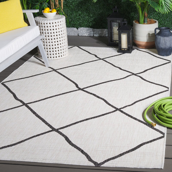 Safavieh Courtyard Elegant Geometric Area Rug - Durable Indoor/Outdoor Design For Modern Home Decor Ivory ,Brown 88% Polypropylene,12% Polyester Cy8635-59312-5