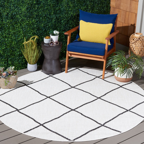 Safavieh Courtyard Elegant Geometric Area Rug - Durable Indoor/Outdoor Design For Modern Home Decor Ivory ,Brown 88% Polypropylene,12% Polyester Cy8635-59312-5