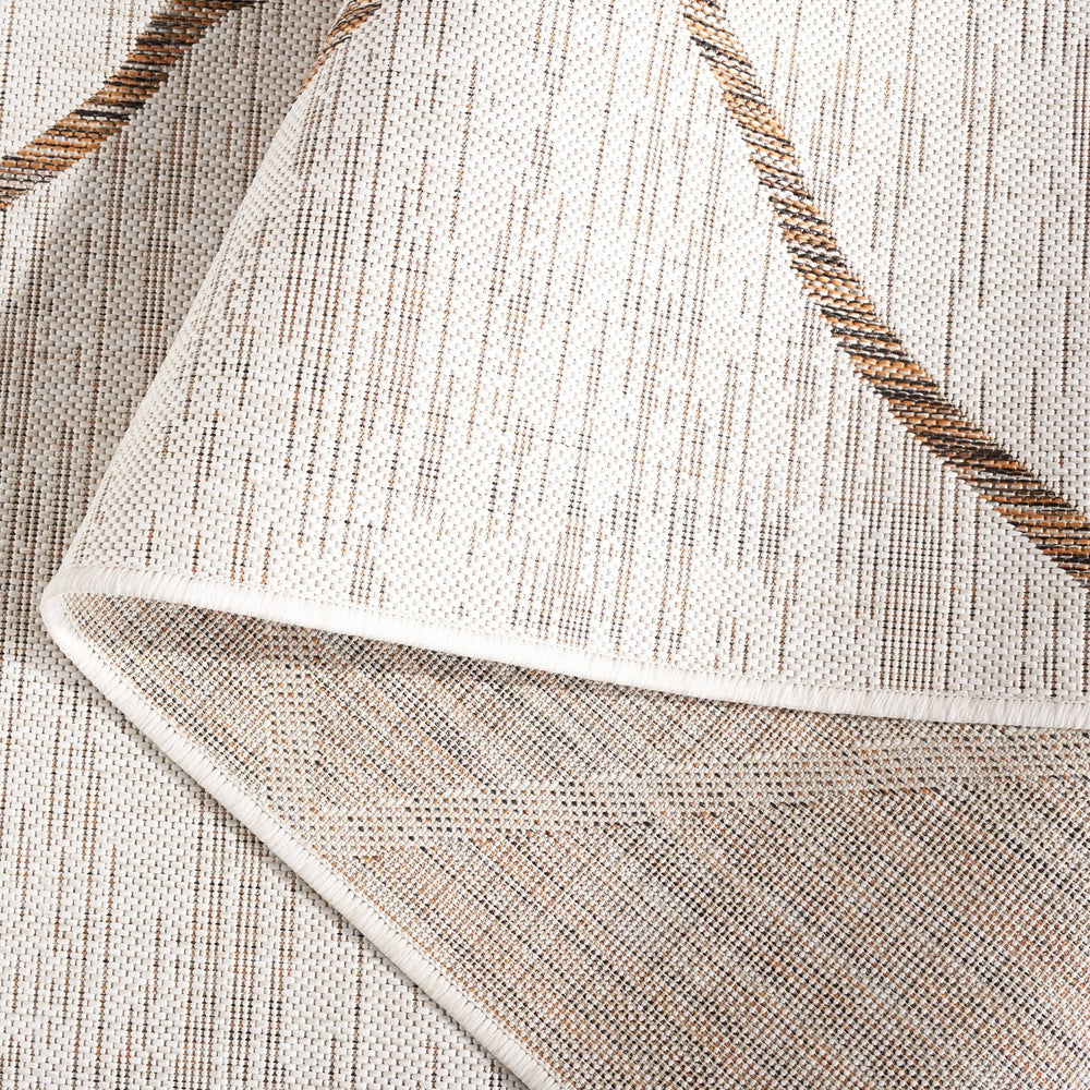 Safavieh Courtyard Elegant Geometric Area Rug - Durable Indoor/Outdoor Design For Modern Home Decor Ivory ,Brown 88% Polypropylene,12% Polyester Cy8635-59312-5